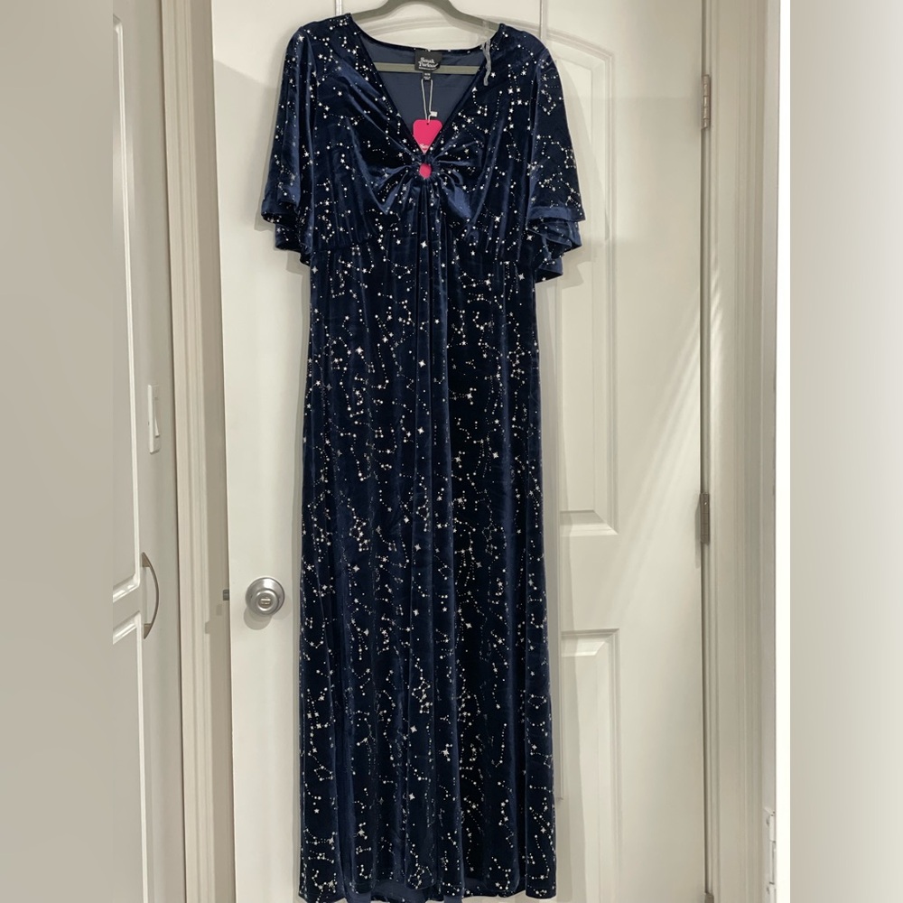 NWT Smak Parlour Plus Size 1970s Blue Velvet Silver Stars Cutout Maxi Dress